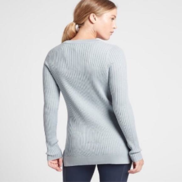 Athleta Glacial Blue Lincoln Park Ribbed Crew Neck XXS Side Slit Sweater 2020 - Picture 3 of 12